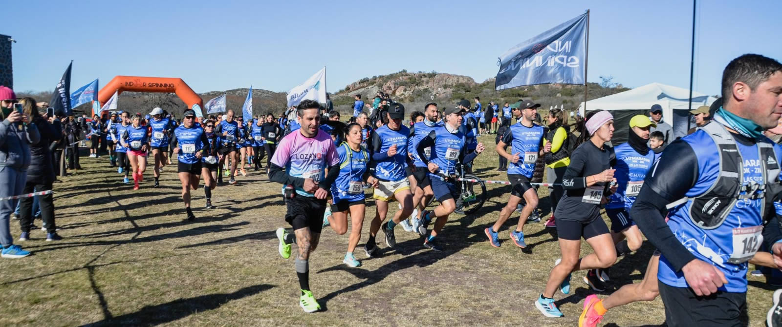 Largada de la Media Maraton de las Sierras